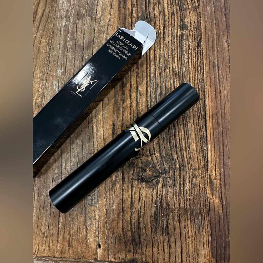 Yves Saint Laurent Lash Clash Mascara - Black with Gold Logo